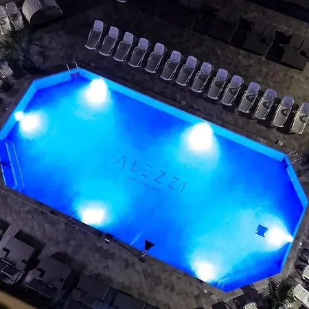 Apartmán Gray Boutique In Alezzi Beach