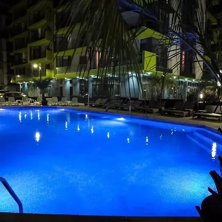 Gray Boutique In Alezzi Beach *