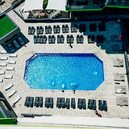 Gray Boutique In Alezzi Beach * Navodari
